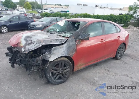 2020 Kia Forte Gt-Line z USA, uszkodzony, nr VIN 3KPF34AD2LE239698